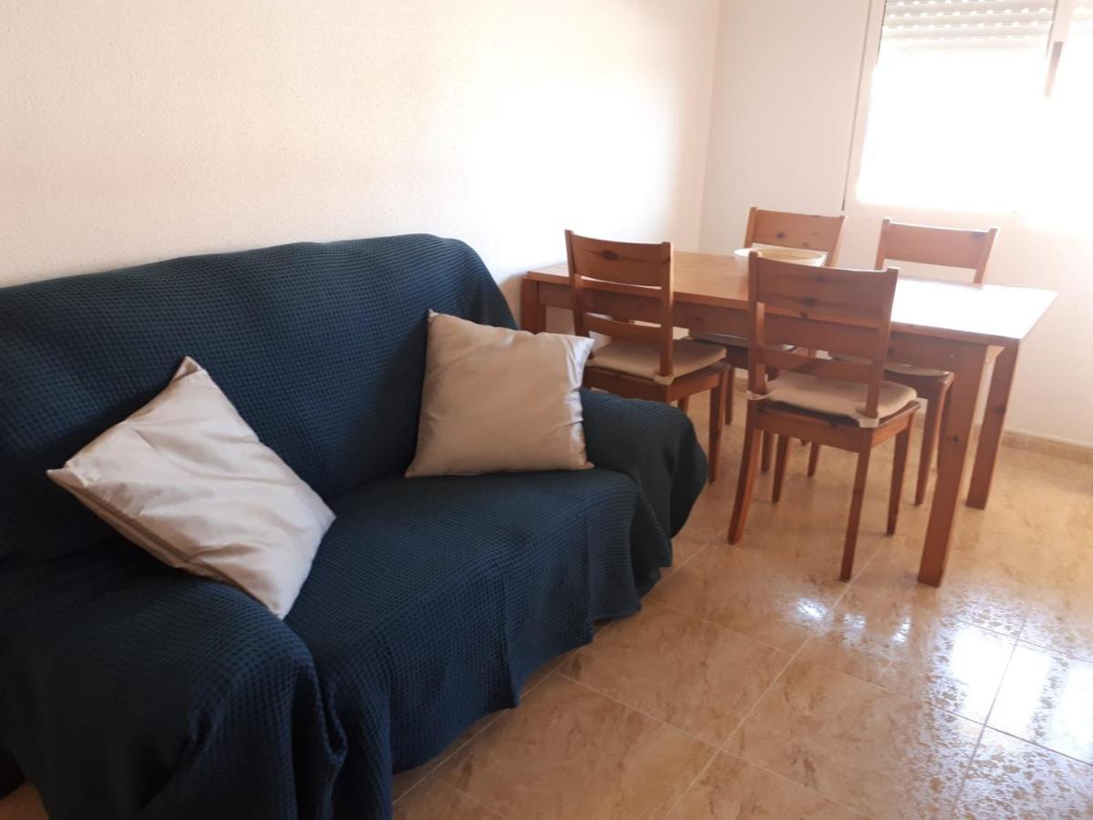 Apartamento 9 De Octubre Los Montesinos Bagian luar foto